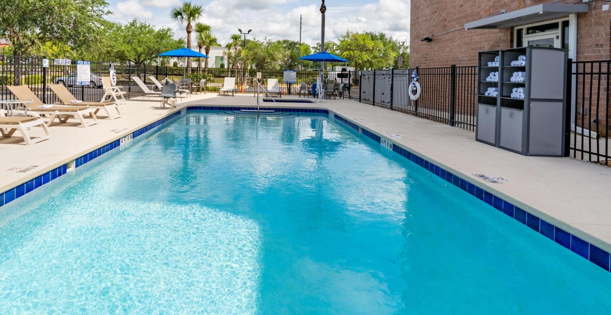 Holiday Inn Express Hotel & Suites Orange City - Deltona By Ihg Exterior photo